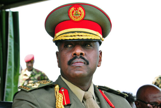 Ouganda : le président Museveni nomme son fils à la tête de l’armée