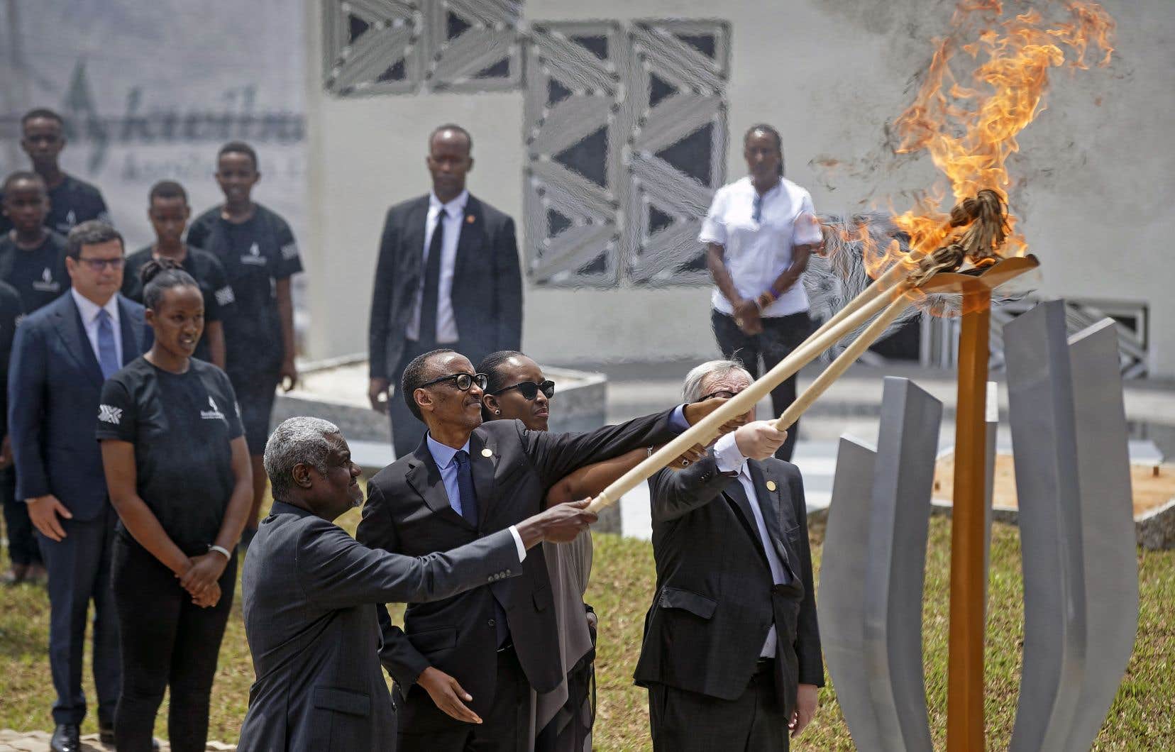 Kagame accuse la « lâcheté » du monde alors que le Rwanda se souvient du génocide de 1994