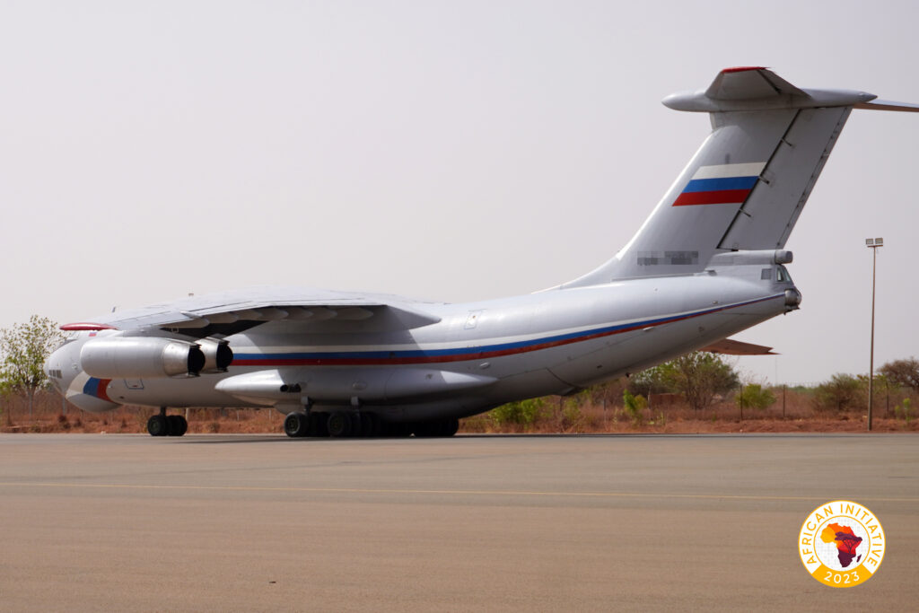 Un avion transportant de l’aide humanitaire russe est arrivé au niger