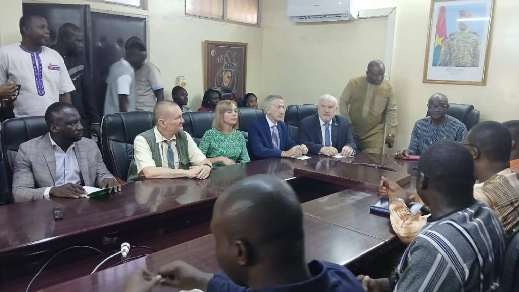 Discussions de la construction d’une centrale nucléaire au Burkina Faso