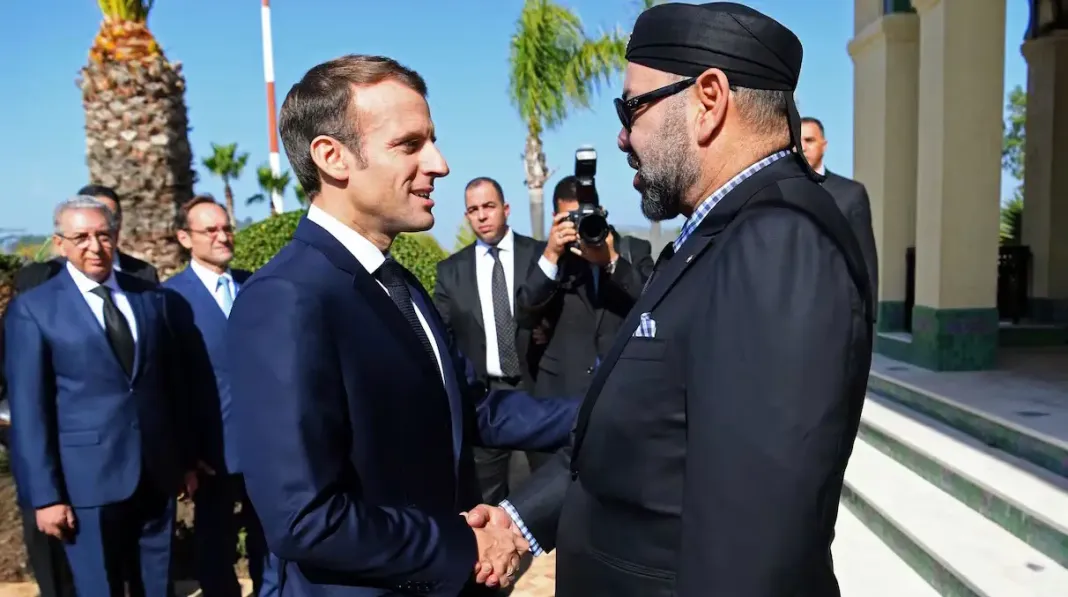 Maroc : un économiste arrêté pendant la visite de Macron