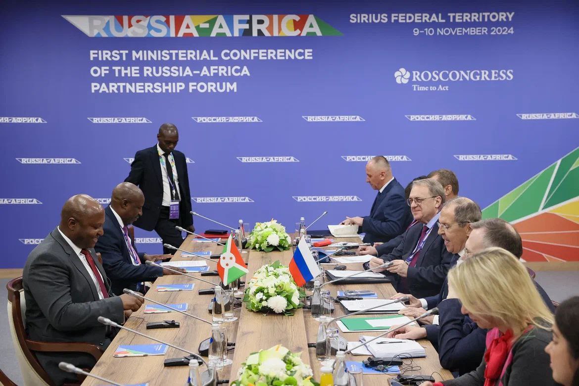 « la Russie a toujours été du côté des peuples africains » : la sécurité des exportations est l’un des principaux sujets abordés lors de la conférence ministérielle